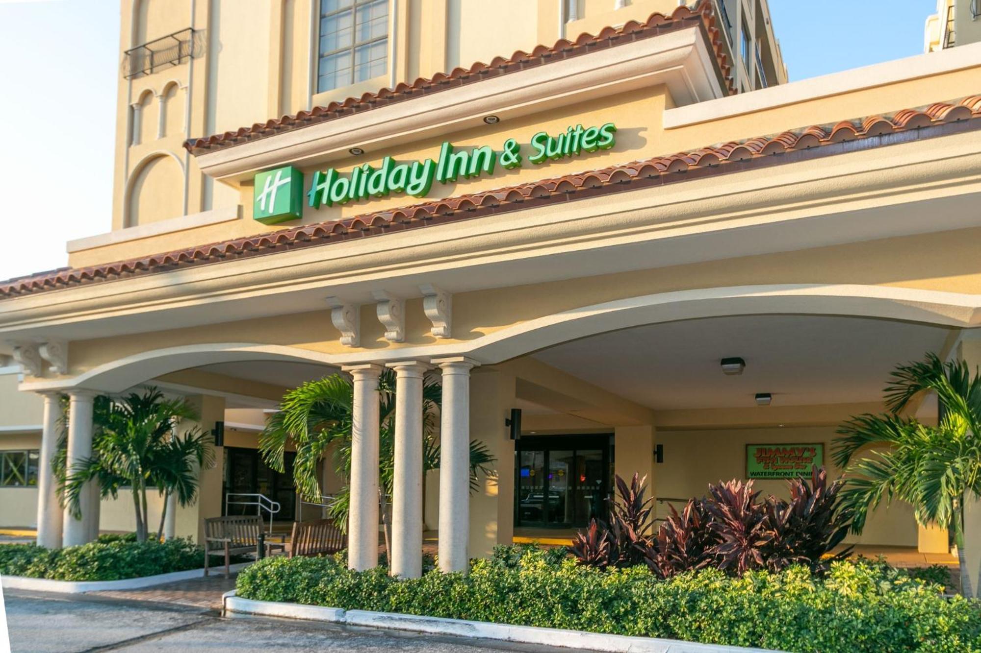 克利尔沃特海滩假日酒店&套房 外观 照片